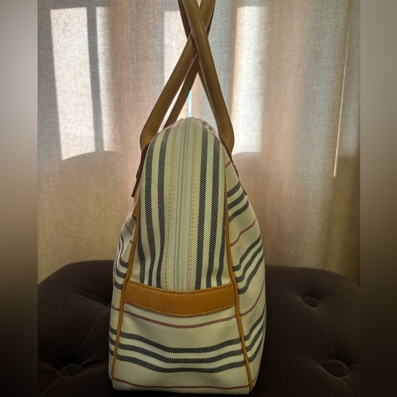 BURBERRY BOWLER BAG (authentic) - Picture 3 of 15